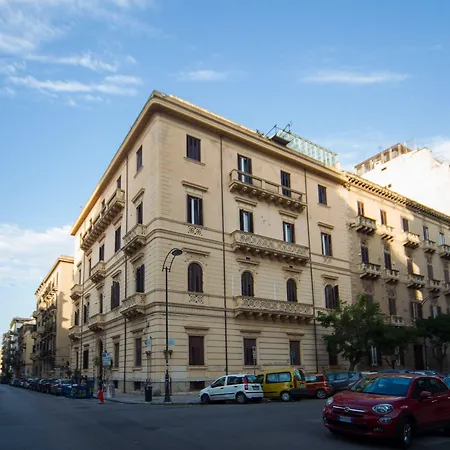 Palermo Gallery-2